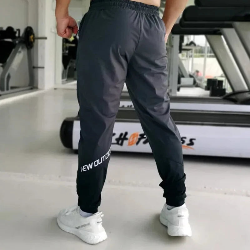Tapered Zip Run Pants